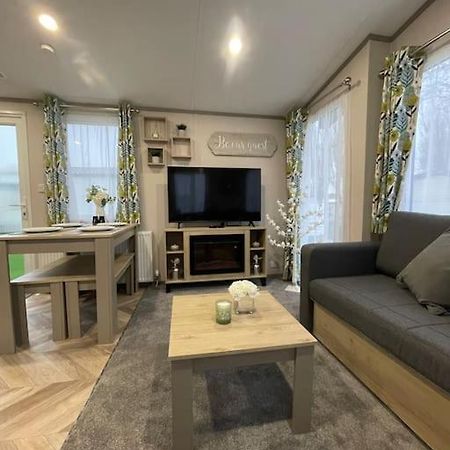 Brand New 6 Berth Holiday Home 塞尔西 外观 照片