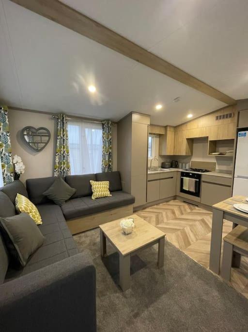 Brand New 6 Berth Holiday Home 塞尔西 外观 照片